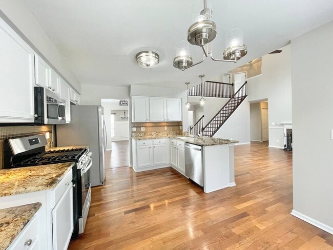 Building Photo - 602 Pearces Ford Rd