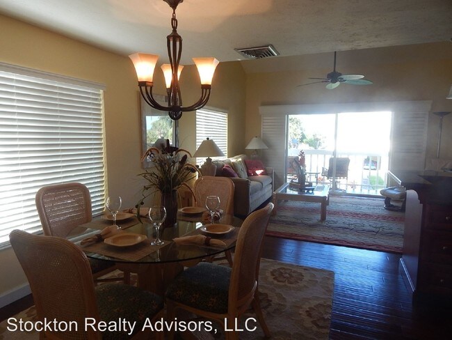 Building Photo - 2 br, 2 bath House - 109 Bayshore Dr. Unit 10