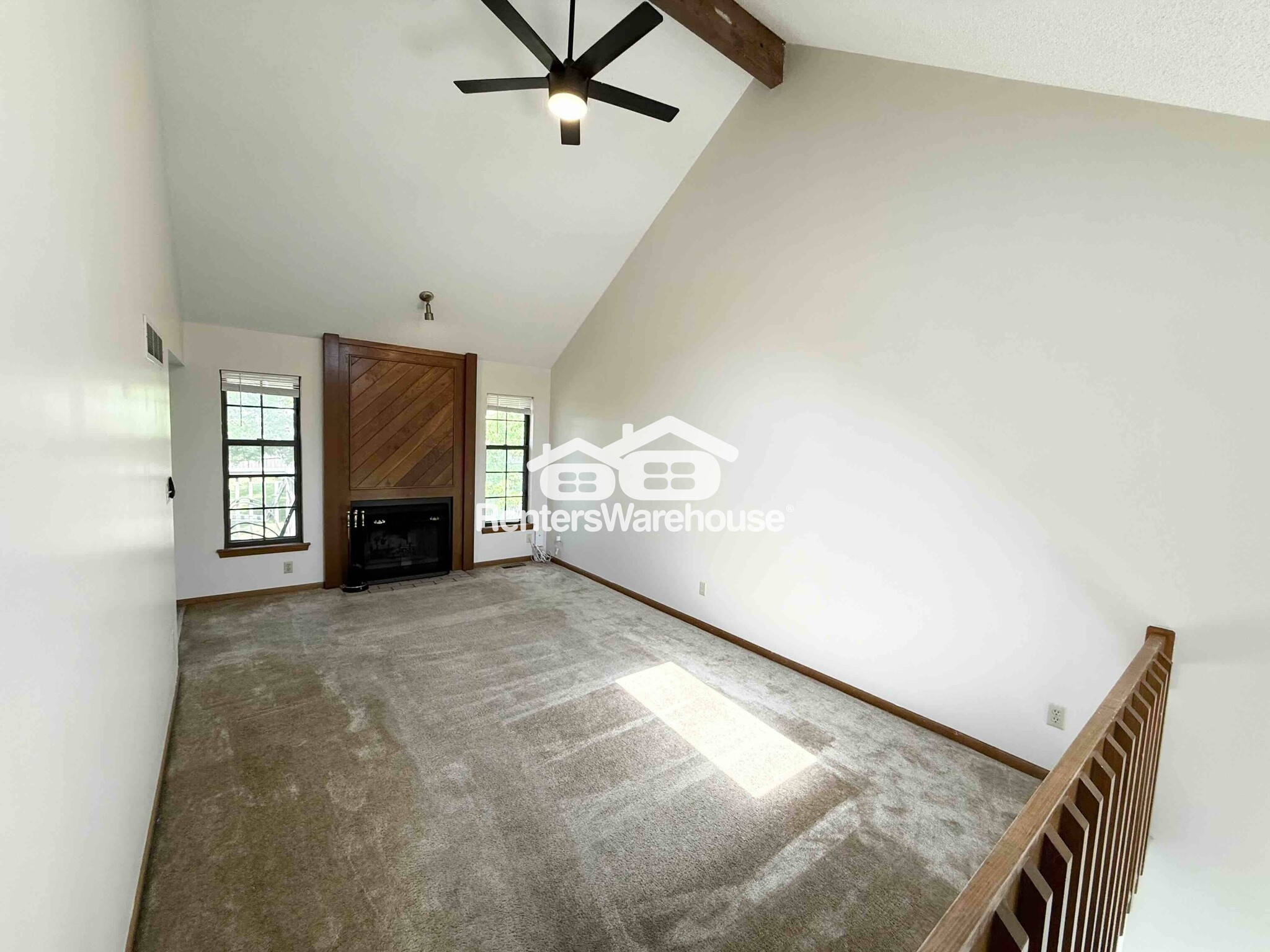 Building Photo - 612 SE Kristi Ln