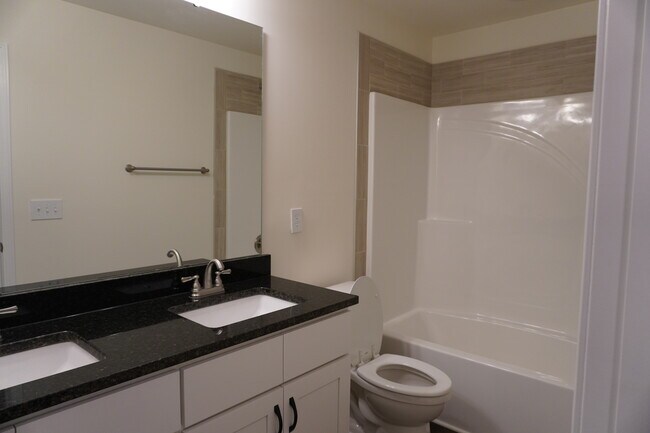 Building Photo - 385 Buhmann Dr