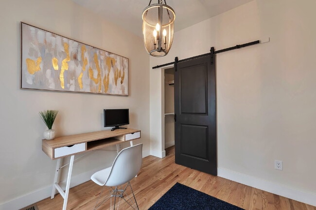 Building Photo - Chic & Cozy Furnished CO living 1-Bed+1bath Studio in large luxury home in premier Denver area!