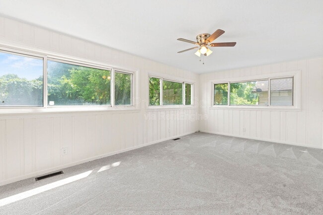 Building Photo - 2602 Elmo Pl