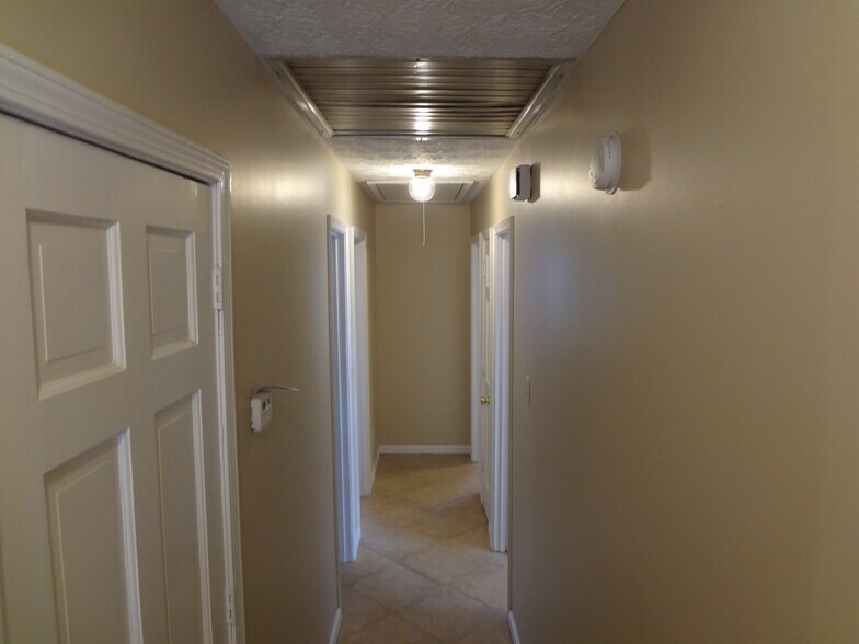 Building Photo - 125 Buckeye Ln