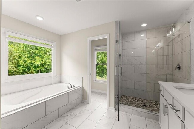 Building Photo - 5255 Candun Cir
