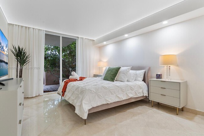 Building Photo - 17555 Atlantic Blvd