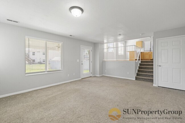 Building Photo - 5458 S 4250 W