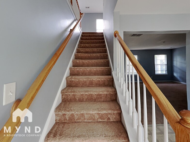 Building Photo - 14008 Mallard Lake Rd