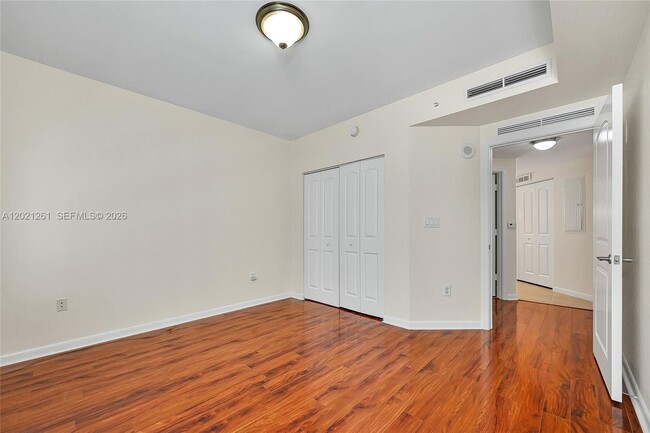 Building Photo - 7350 SW 89th St