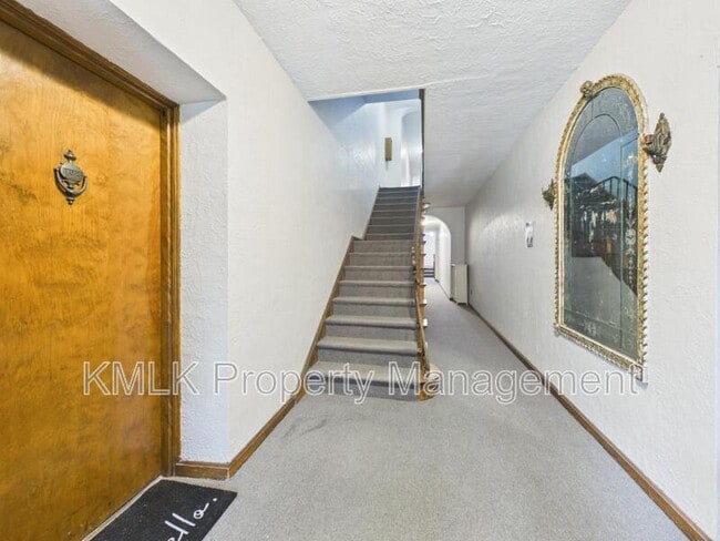 Building Photo - 1352 Kenilworth Ave