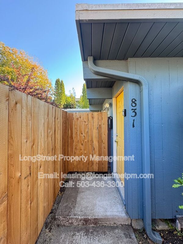 Building Photo - 831 NW 26th