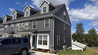 Building Photo - 19 Burk Ct