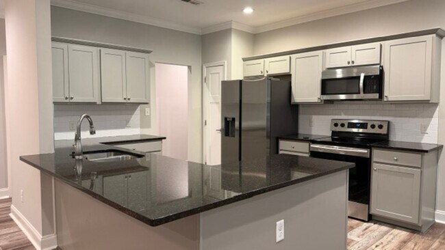 Building Photo - 704 Chilhowee Cir