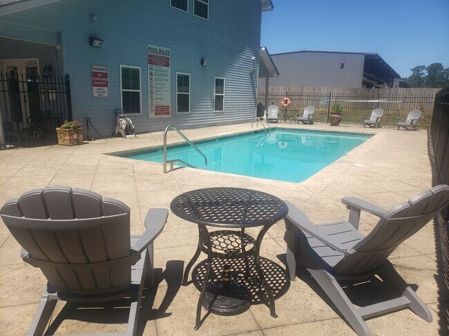 Building Photo - 12356 Village Maison Dr