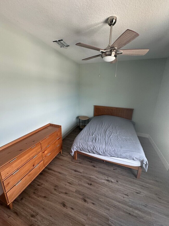 Building Photo - 930 Paddleboard Ct