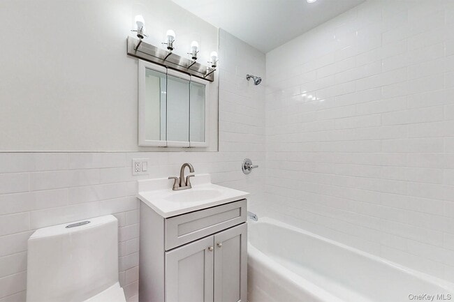 Building Photo - 20 W 64th St