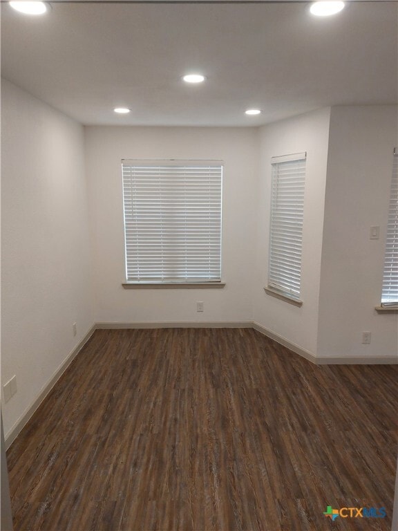 Building Photo - 1706 Creek Bend Cir