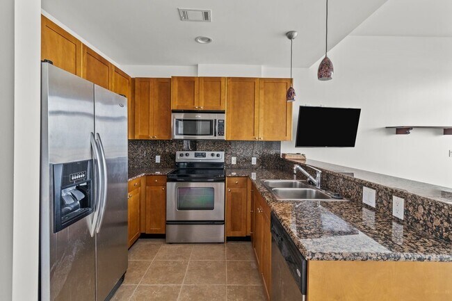 Building Photo - 500 Seawall Blvd