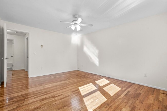 Building Photo - 675 Millville Ave