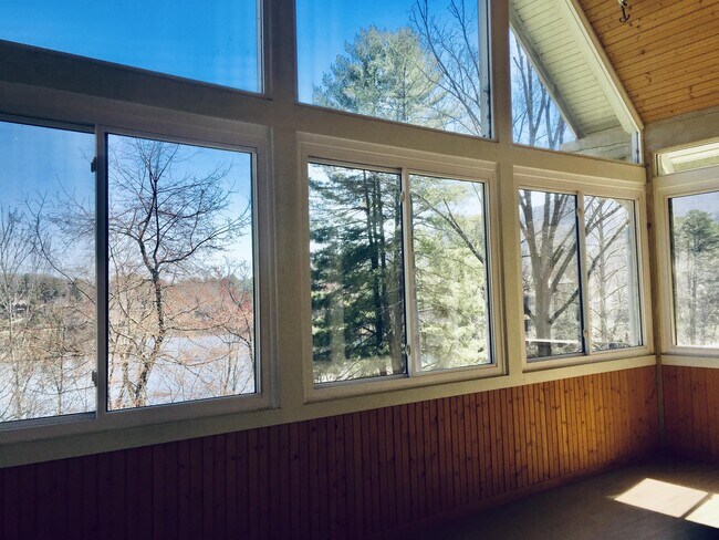 Building Photo - 65 Orvis Stone Cir