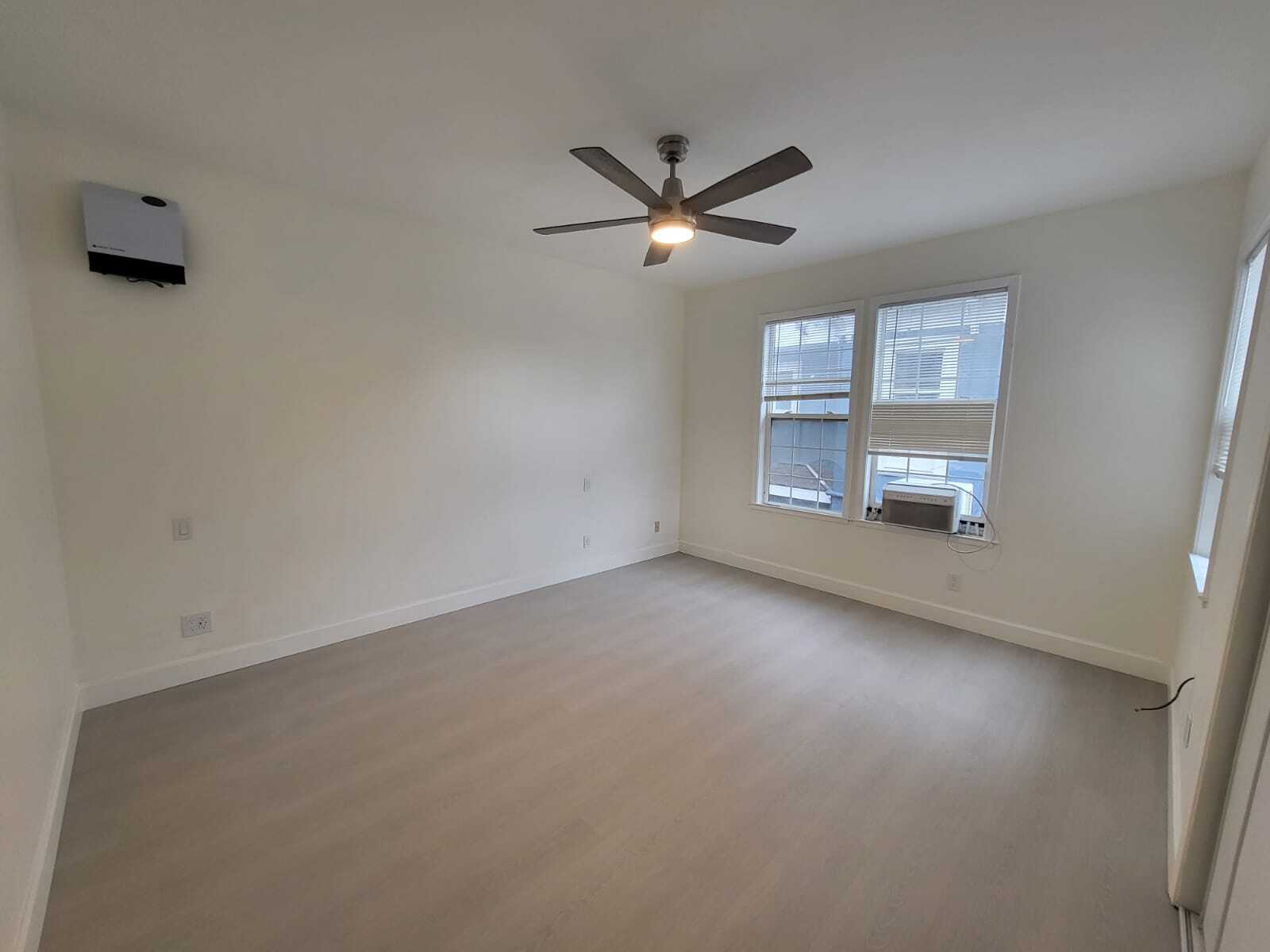 Bedroom 3 - 133 E Reed St