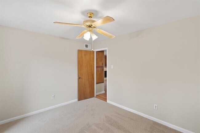 Building Photo - 10616 Mellow Meadow Dr