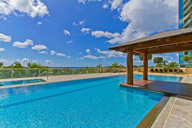 Building Photo - HOKUA 3 bedroom FULLY FURNISHED