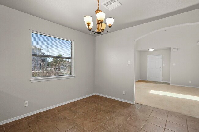 Building Photo - 2300 Glitter Point