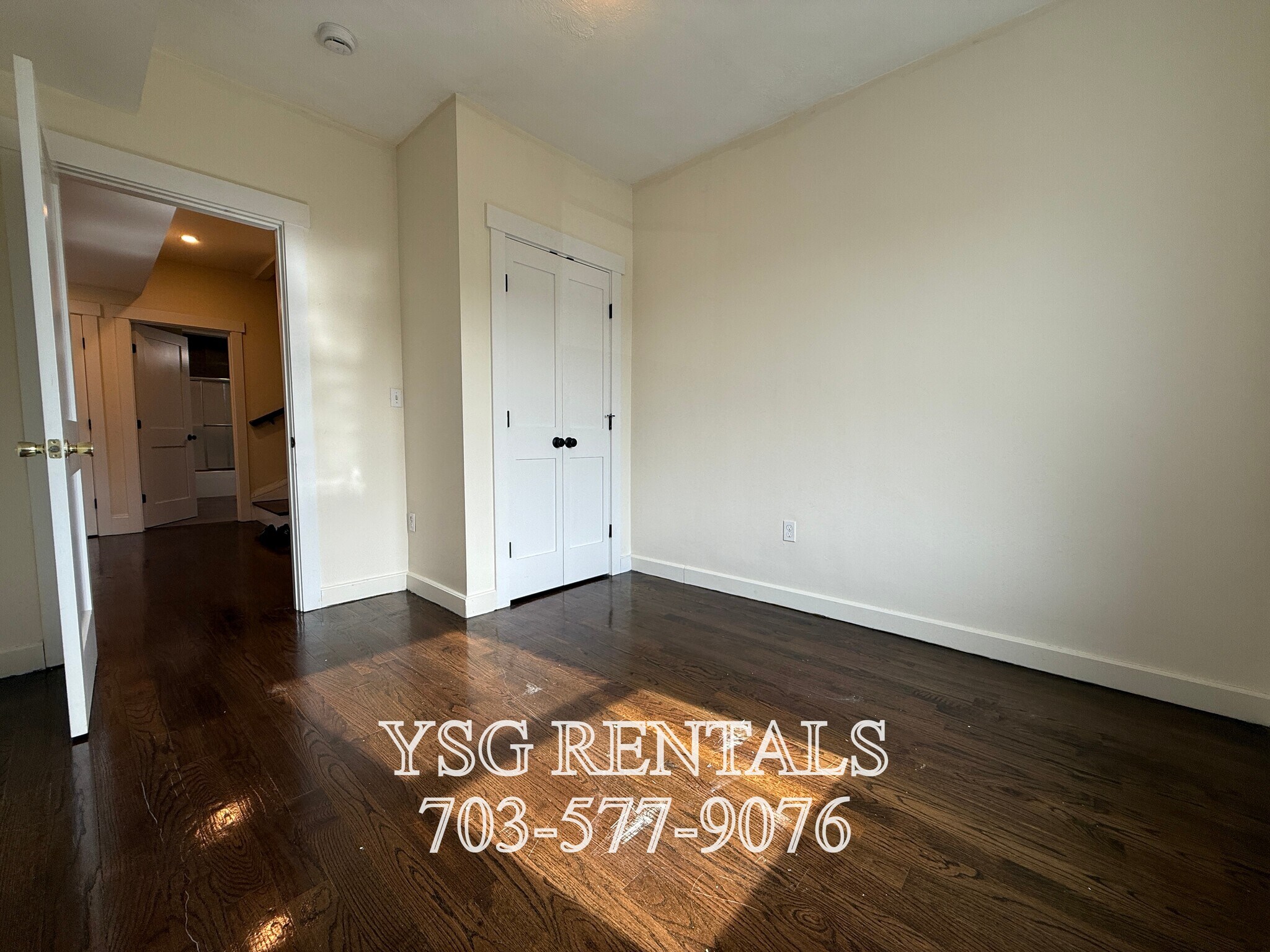 Building Photo - 19 Lambert Ave