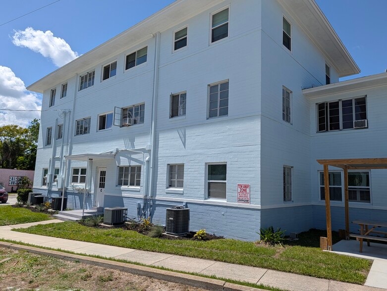 Building Photo - 500 S Beach St