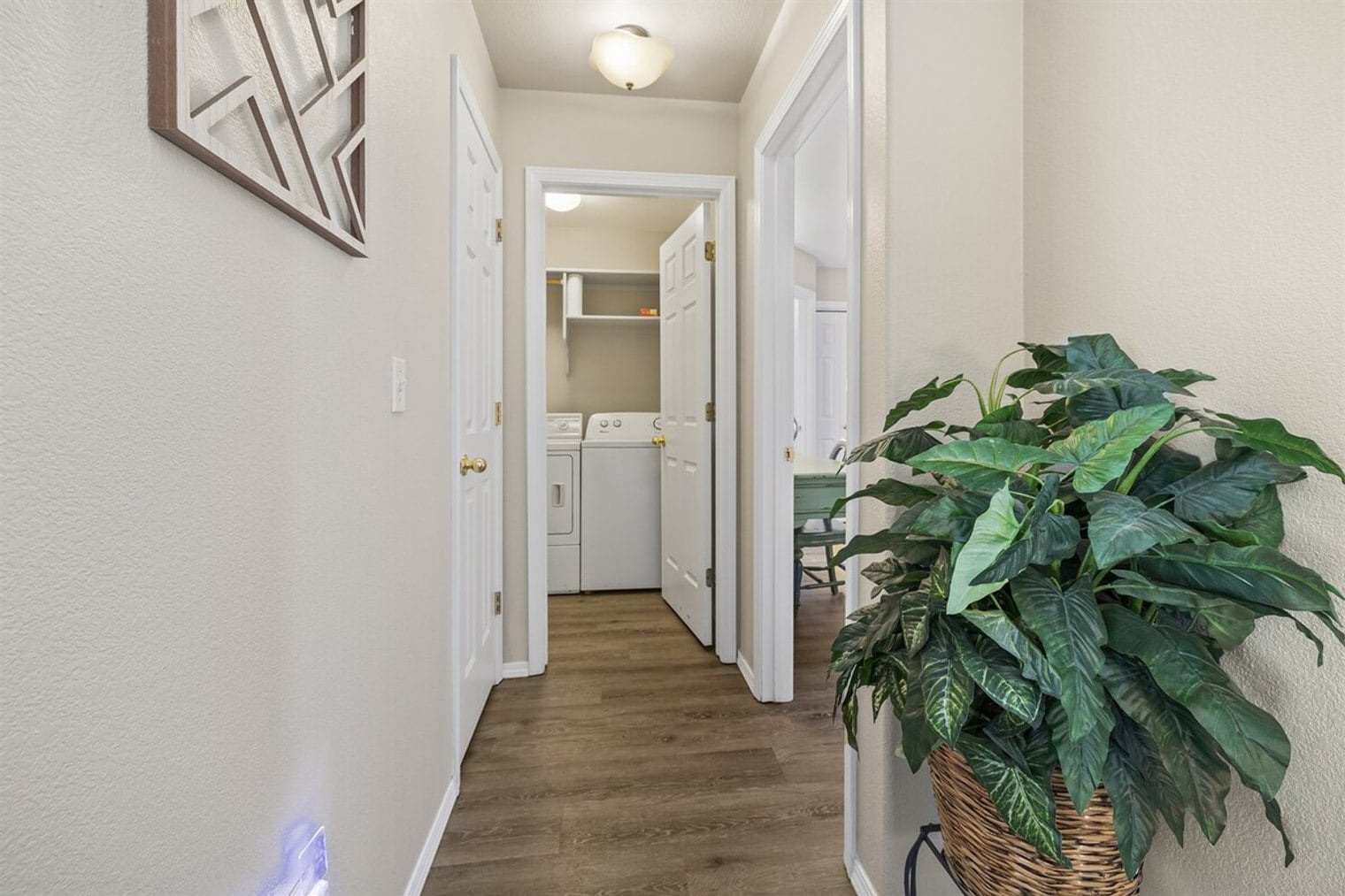 Building Photo - 7302 Bay Meadows Dr