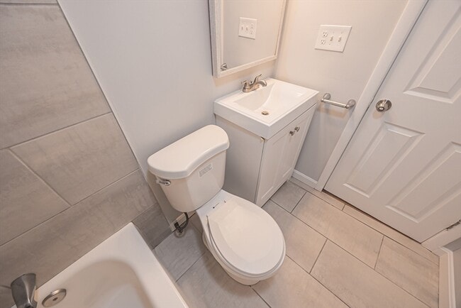 Building Photo - 49 Essex St