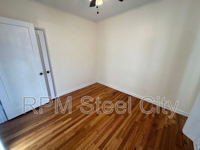 Building Photo - 908 Spruce St