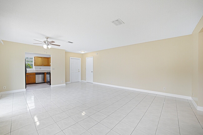 Building Photo - 3912 NW 110th Ave