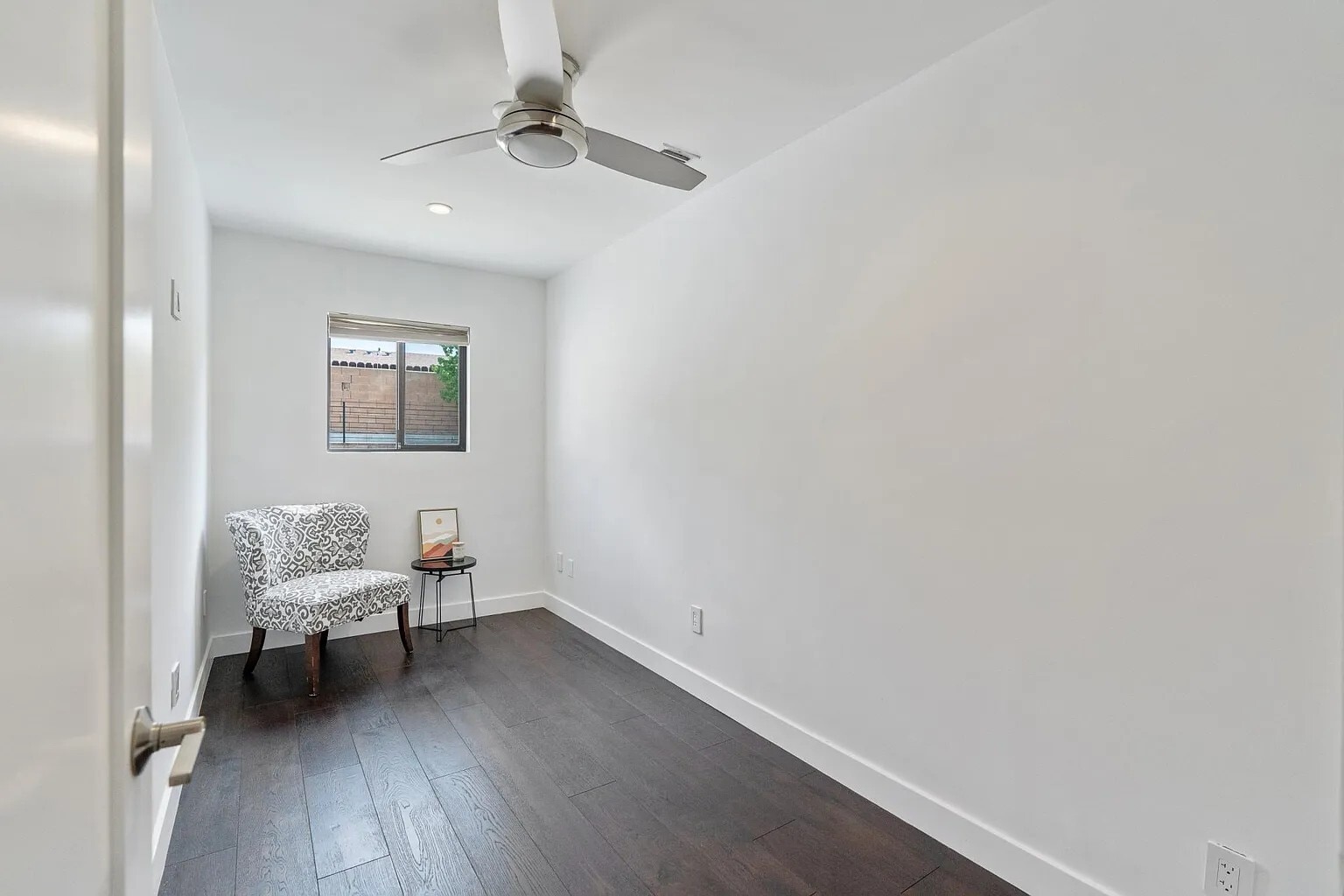Building Photo - 13940 Bermax Ave