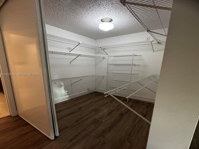 Building Photo - 10708 NW 12th Manor