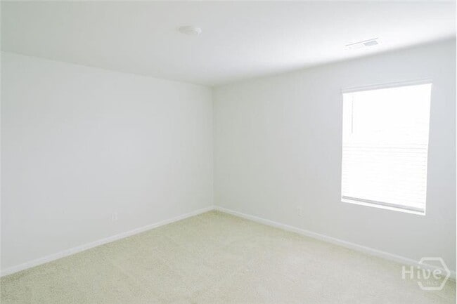 Building Photo - 123 Skylar Rd