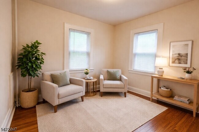 Building Photo - 17 Mountain View Pl