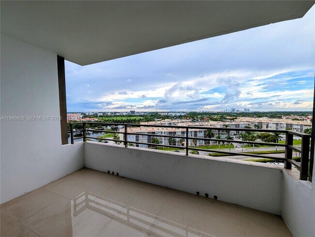 Building Photo - 500 Three Islands Boulevard