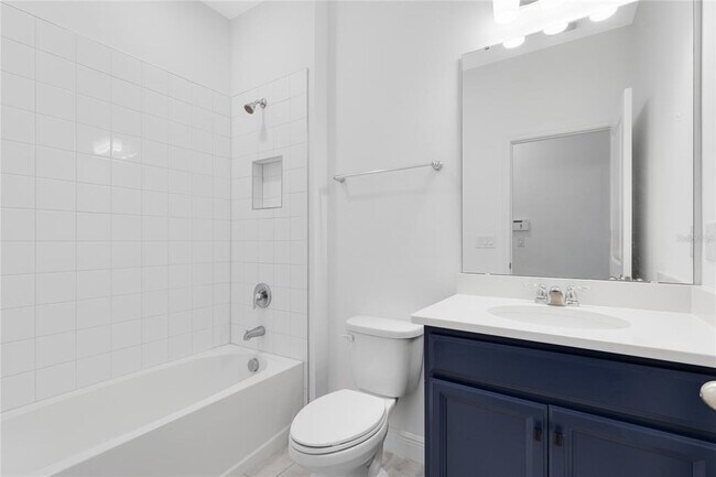 Building Photo - 19331 Banfield Pl