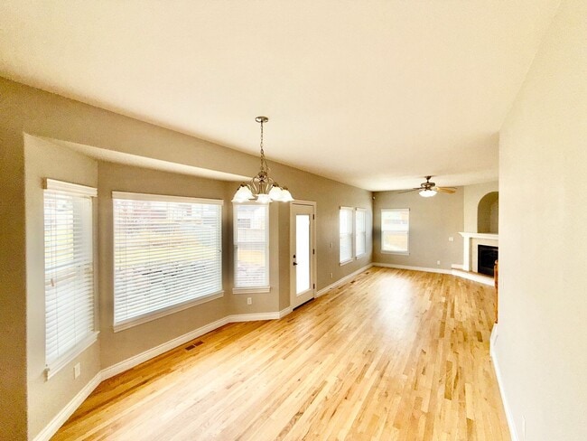 Building Photo - WELCOME HOME!