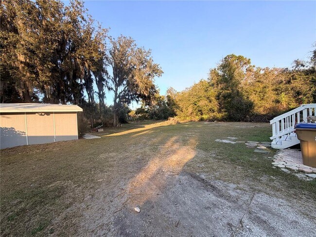 Building Photo - 5195 Countryside Ct