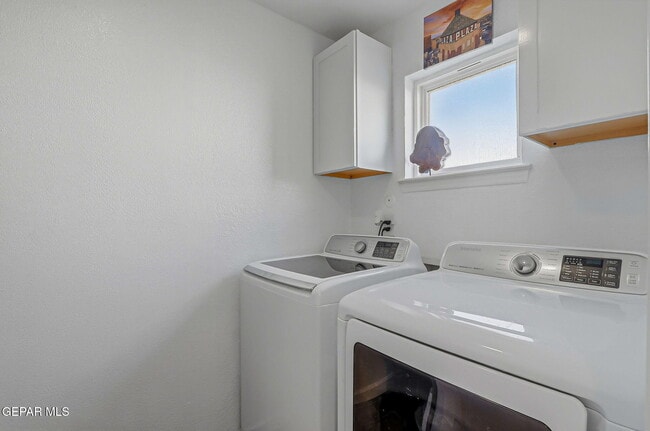 Building Photo - 1732 Russ Randall St