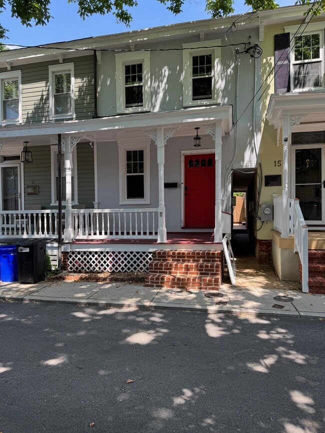 Primary Photo - 17 Morris St