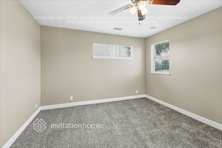 Building Photo - 6260 Parmeron Ln