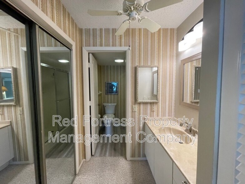 Building Photo - 7113 Quail Run Ct W