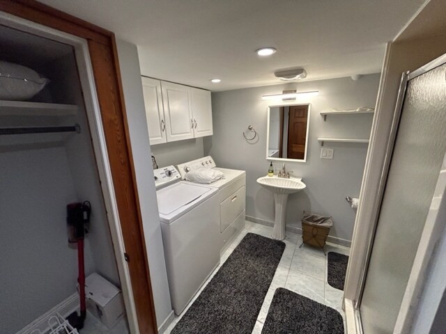 Bathroom - 1107 General Pershing St