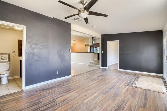 Building Photo - 4 Bedroom 3 Bathroom Single Family Home in...