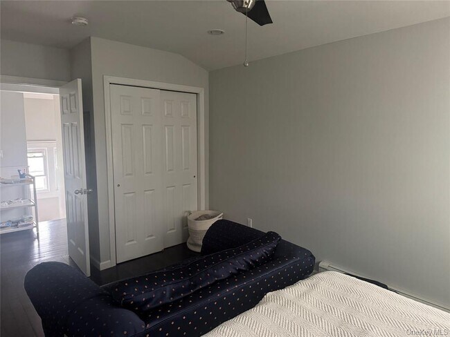 Building Photo - 9 Castleton Ct