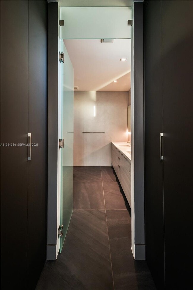 Building Photo - 7934 West Dr