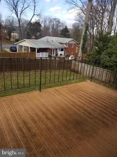 Building Photo - Bright Annandale Home with Screened Porch and Prime Access